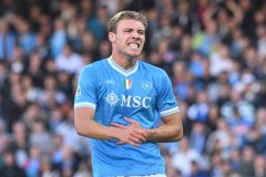 意甲第6轮：22岁曼联弃将霍伊伦助那不勒斯逆转热那亚，登顶积分榜