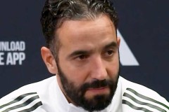 阿莫林称曼联已变强可复仇热刺，无缘欧冠因祸得福！回应C罗批评