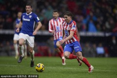 瓦伦西亚向阿尔巴致敬：110场比赛见证西甲首秀的传奇旅程