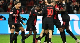 从0分垫底到德甲逆袭！勒沃库森换帅如换刀，穆里尼奥主场迎终极考验